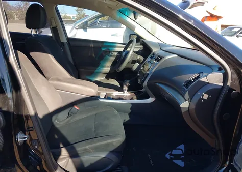 2014 Nissan Altima 2.5 S z USA, uszkodzony, nr VIN 1N4AL3APXEC419588